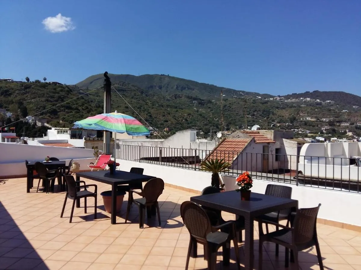 Apartamento Lipari Centro Storico Flat 7 Min From Port Italia
