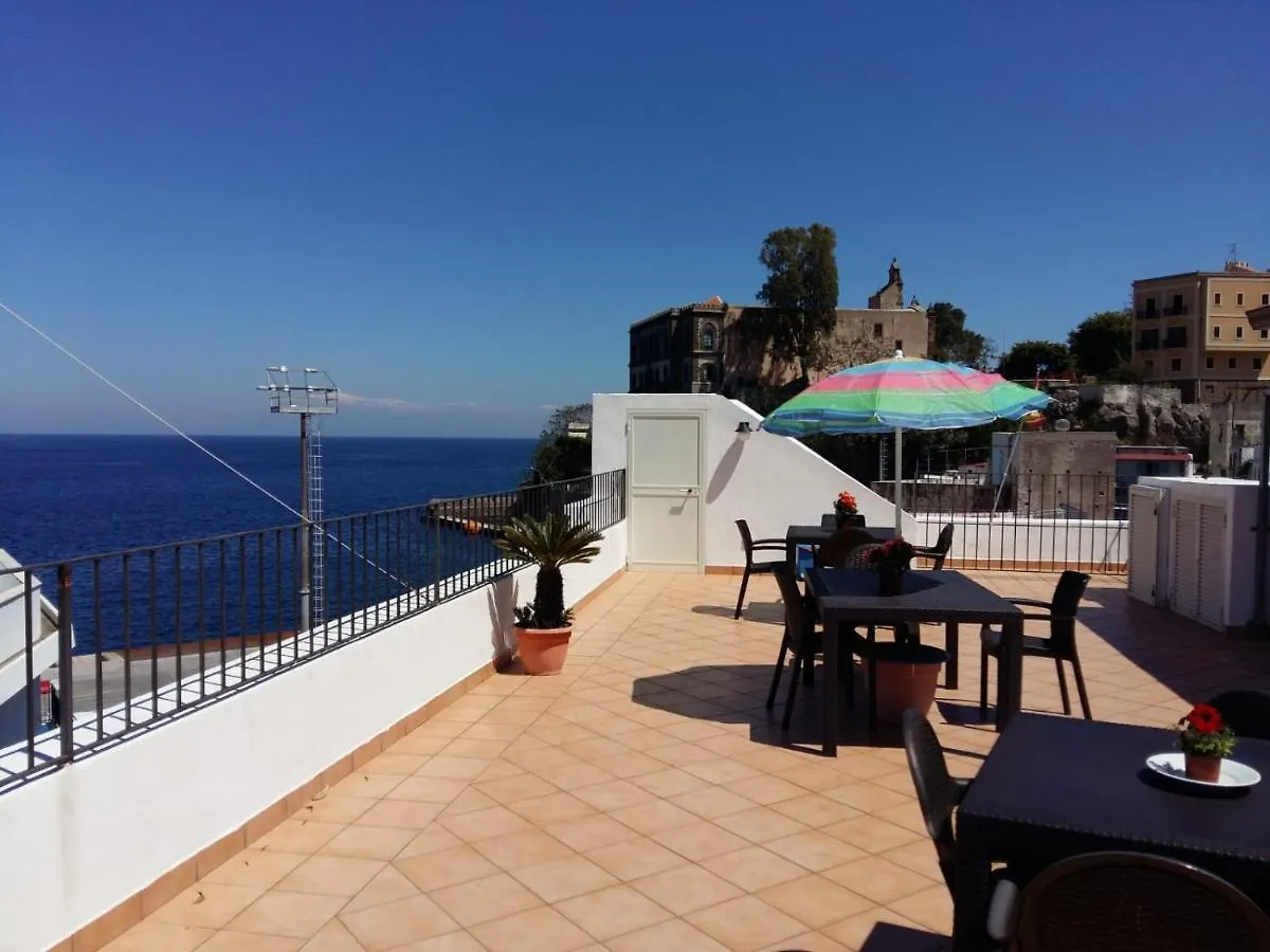 Apartamento Lipari Centro Storico Flat 7 Min From Port Lipari (Isola Lipari)